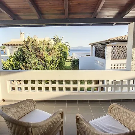 Loft Space, Light, Sea View Plepi